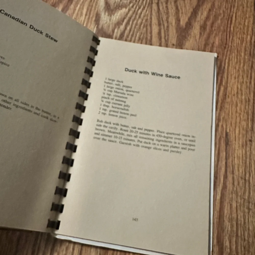Francs Favorite Southern Sportsman Recipes Cookbook Fish and Game 1985